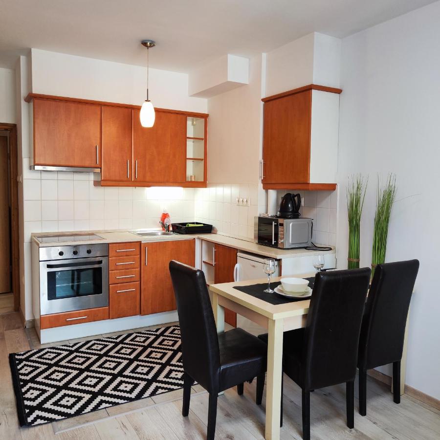 Dolce Vita Zafir Apartman Budapest Luaran gambar