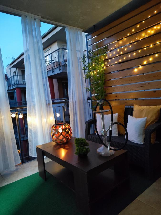 Dolce Vita Zafir Apartman Budapest Luaran gambar