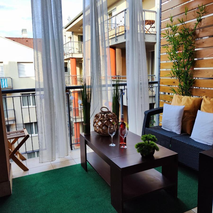 Dolce Vita Zafir Apartman Budapest Luaran gambar