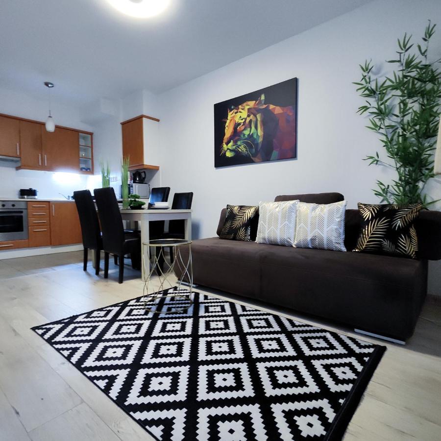 Dolce Vita Zafir Apartman Budapest Luaran gambar